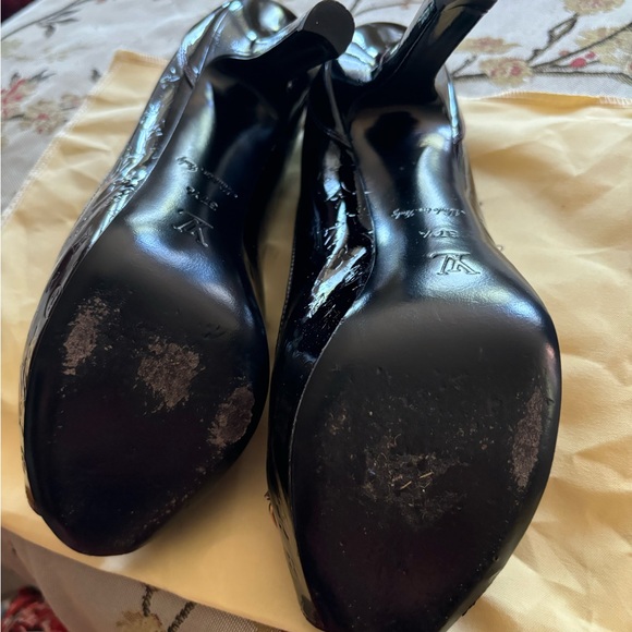 LOUIS VUITTON 2010 Monogram Vernis Slingback Sandals - Picture 4 of 9